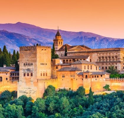 10 Tempat Wisata di Granada, Spanyol