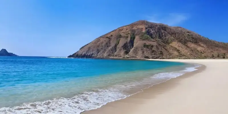 Santai di Pantai Semawang, Liburan yang Damai dan Menenangkan di Tepi Laut Bali