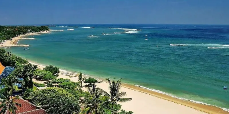 Liburan Seru di Pantai Kuta, Menghabiskan Waktu di Pantai Terkenal dengan Nuansa Enerjik