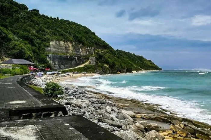 Pantai Pandawa, Pesona Wisata Bahari Nan Eksotis di Bali