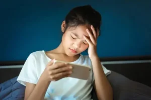 Pengaruh Negatif dari Penggunaan Gadget Berlebihan