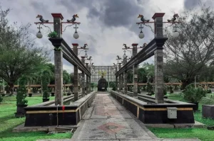 Taman Kota Palangkaraya, Destinasi Rekreasi Hijau di Tengah Kesibukan KotaTaman Kota Palangkaraya, Destinasi Rekreasi Hijau di Tengah Kesibukan Kota